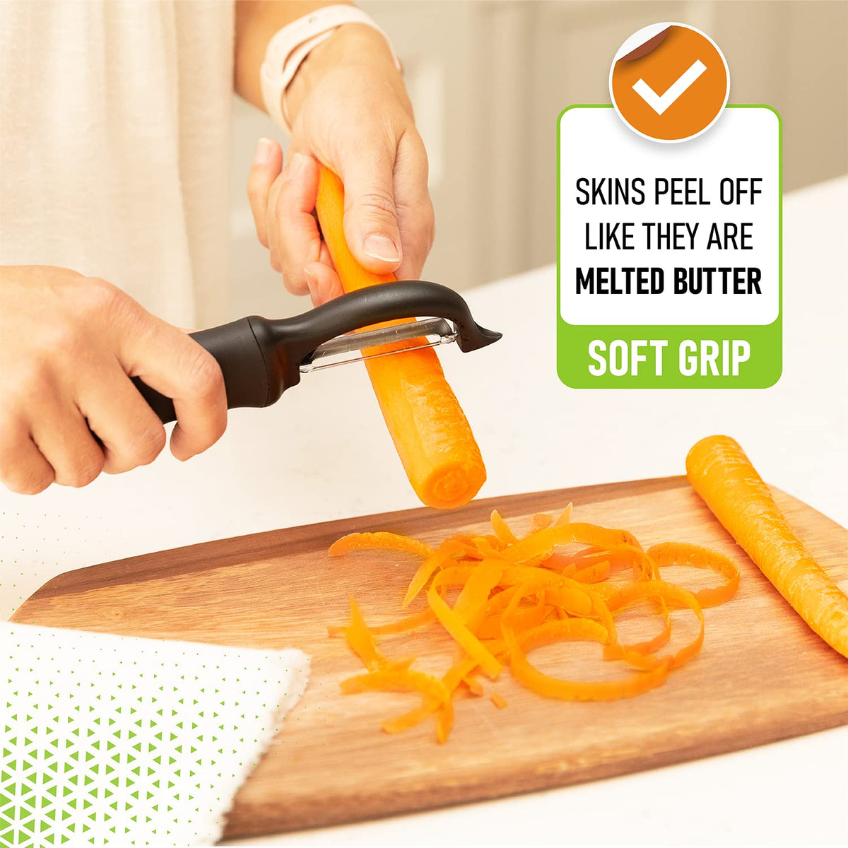 Swivel Vegetable Peeler – Soft Grip Handle, Black